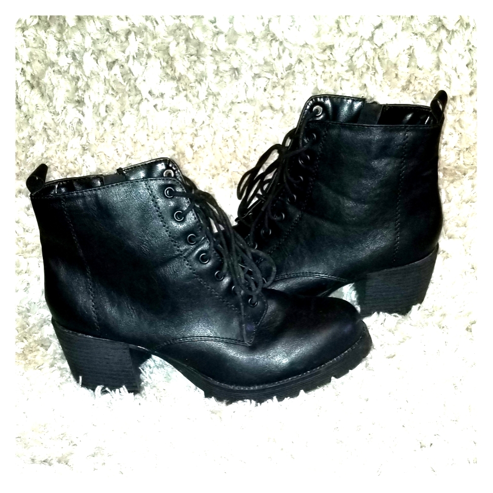 SALE TODAY ONLYChunky Black Boots